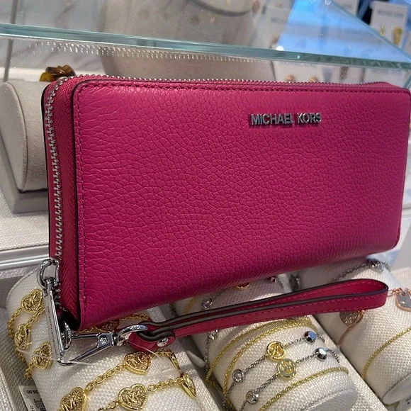 MICHAEL KORS JST Leather Continental Wristlet Phone Case Wallet 
Dragonfruit NWT - Picture 15 of 16